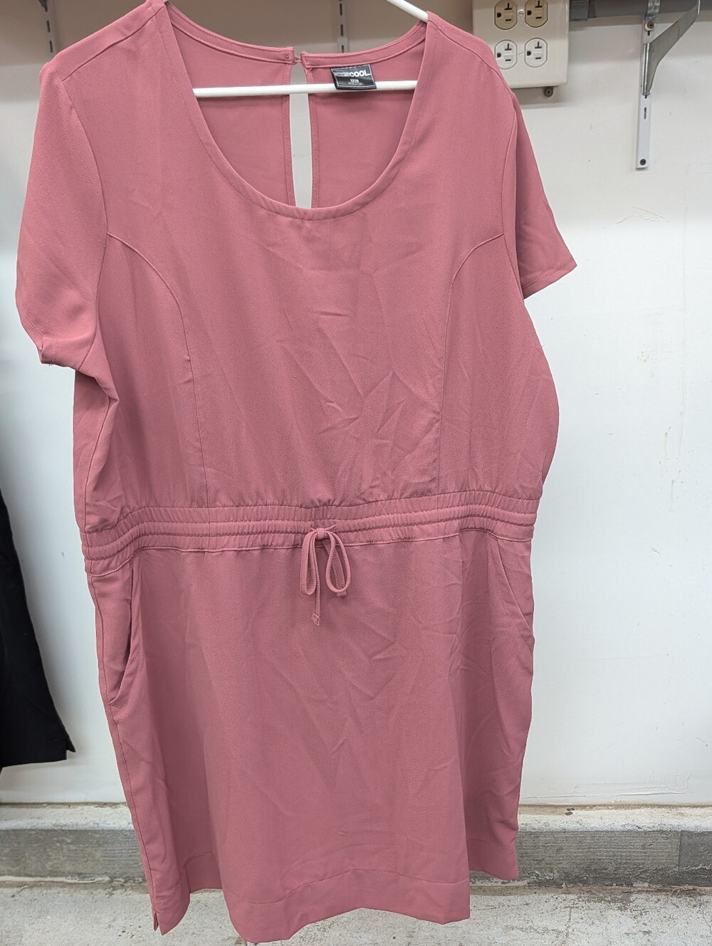 Everyday Scoop-Neck Midi Dress in Dusty Rose
